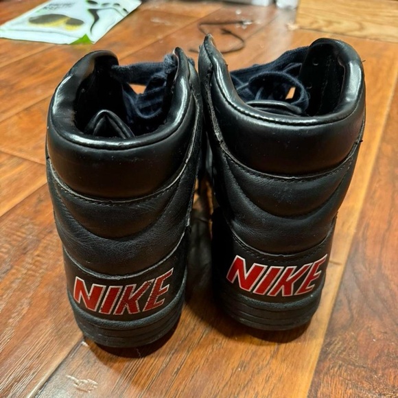 Vintage 80s Nike Pro Football Cleats High Top Sneakers - Picture 5 of 7